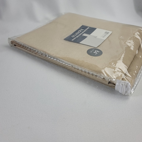 JCPENNEY Thermal Back-Tab Panel Supreme  - Curtain Panel - Picture 9 of 10